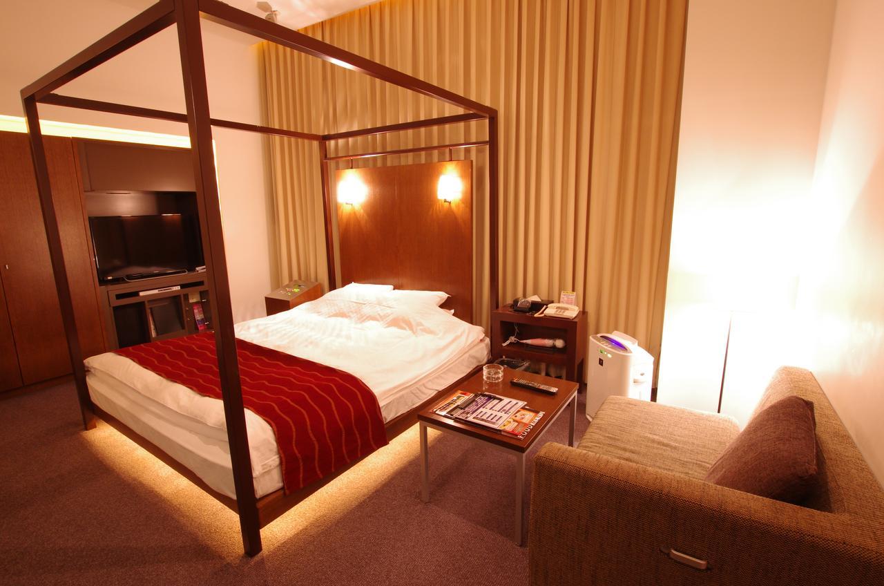 Blue Hotel Octa (Adults Only) Sapporo Buitenkant foto