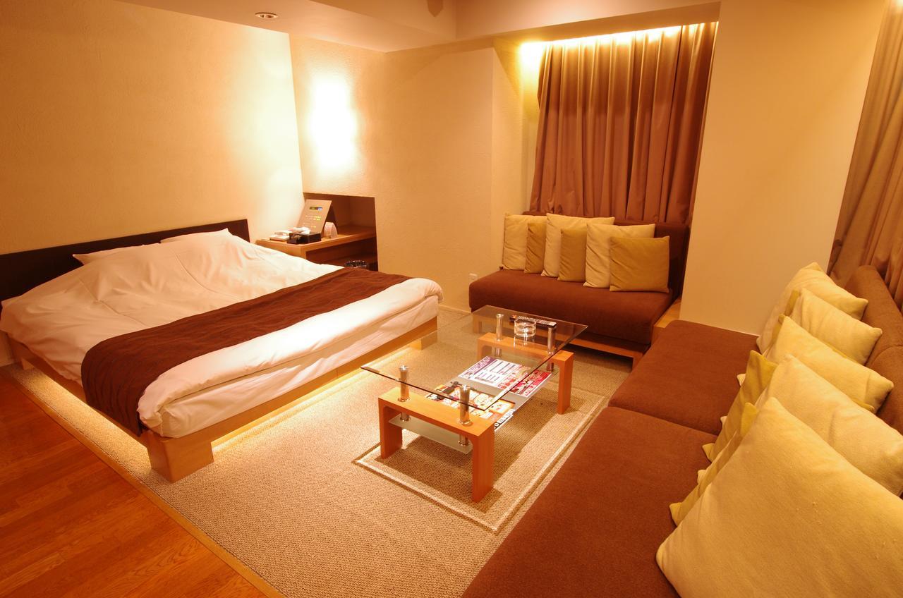 Blue Hotel Octa (Adults Only) Sapporo Buitenkant foto
