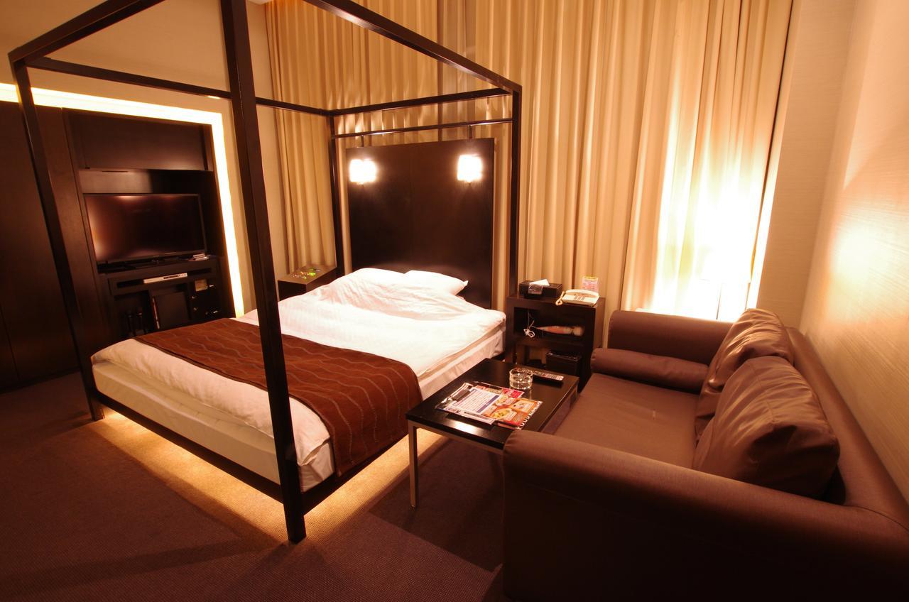 Blue Hotel Octa (Adults Only) Sapporo Buitenkant foto