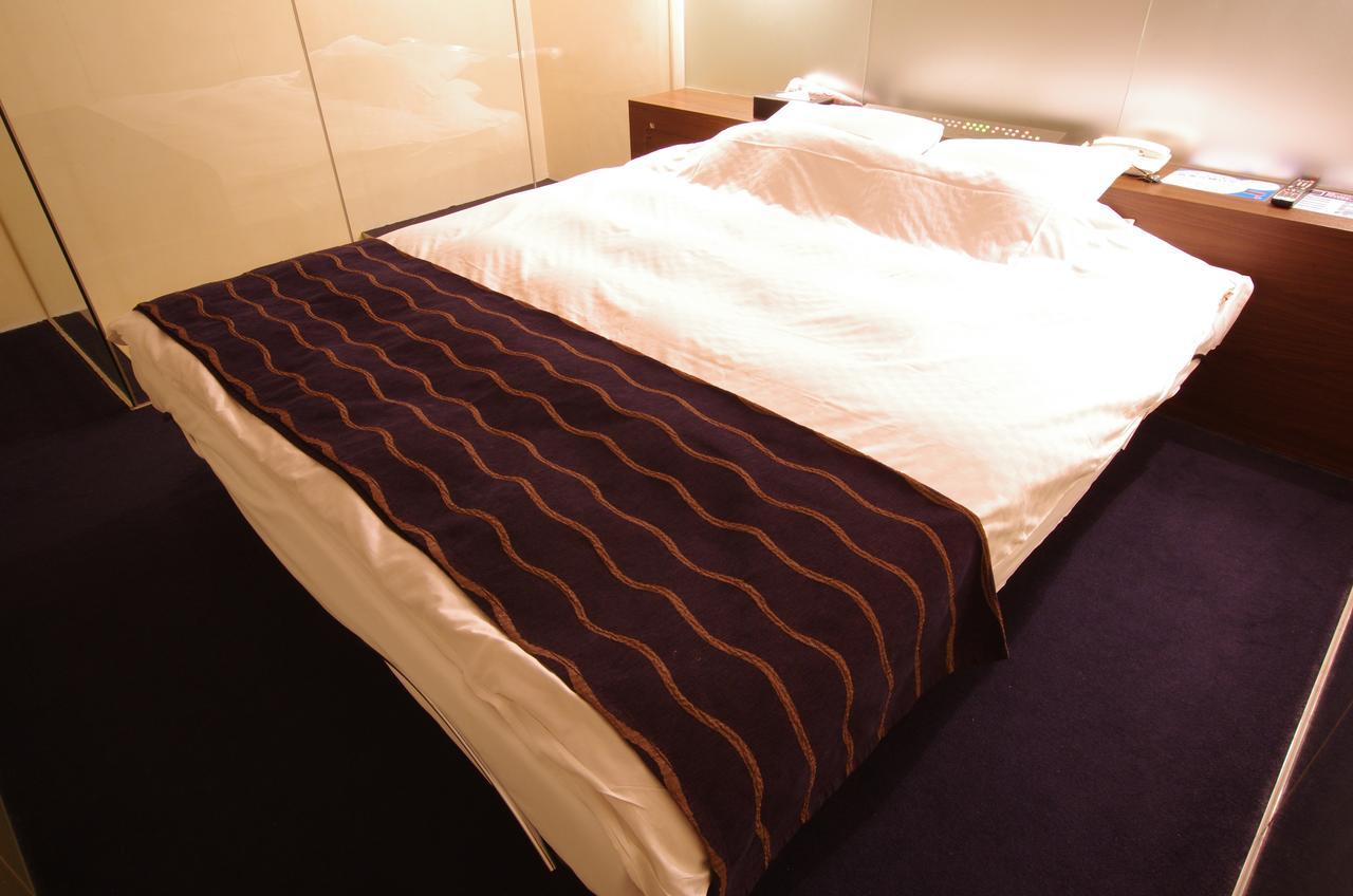 Blue Hotel Octa (Adults Only) Sapporo Buitenkant foto