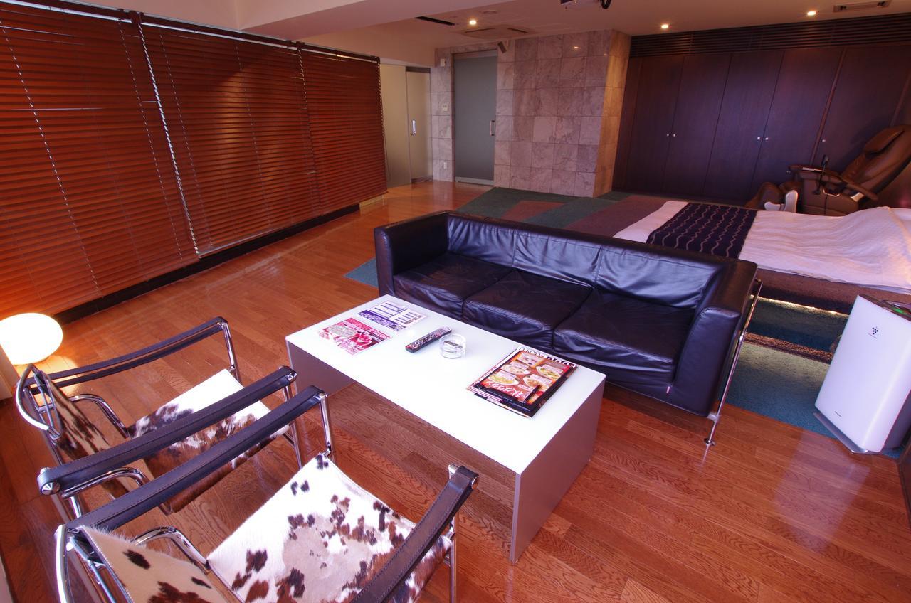 Blue Hotel Octa (Adults Only) Sapporo Buitenkant foto