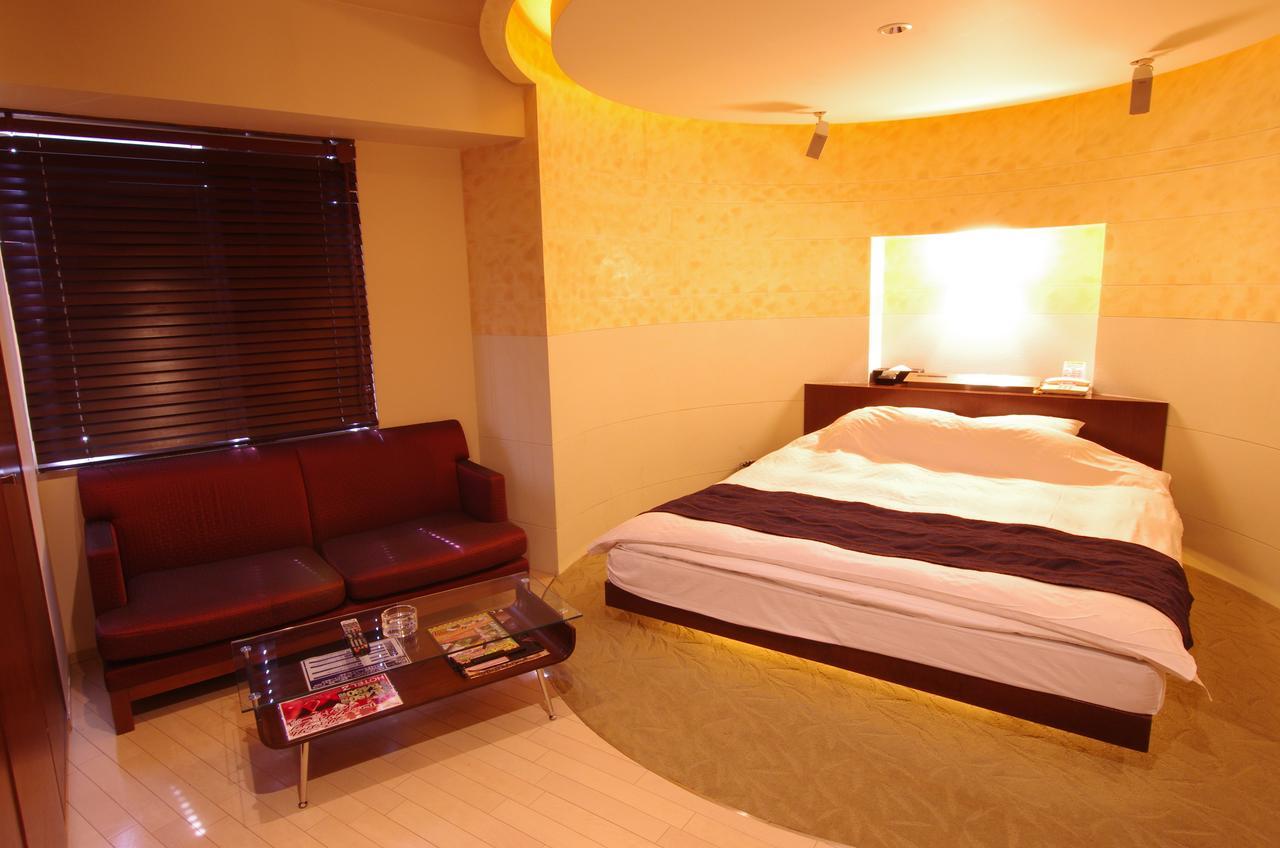 Blue Hotel Octa (Adults Only) Sapporo Buitenkant foto