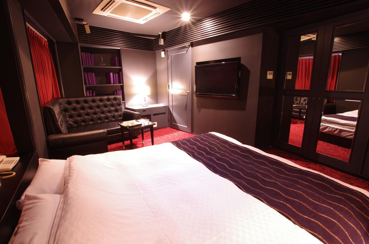 Blue Hotel Octa (Adults Only) Sapporo Buitenkant foto