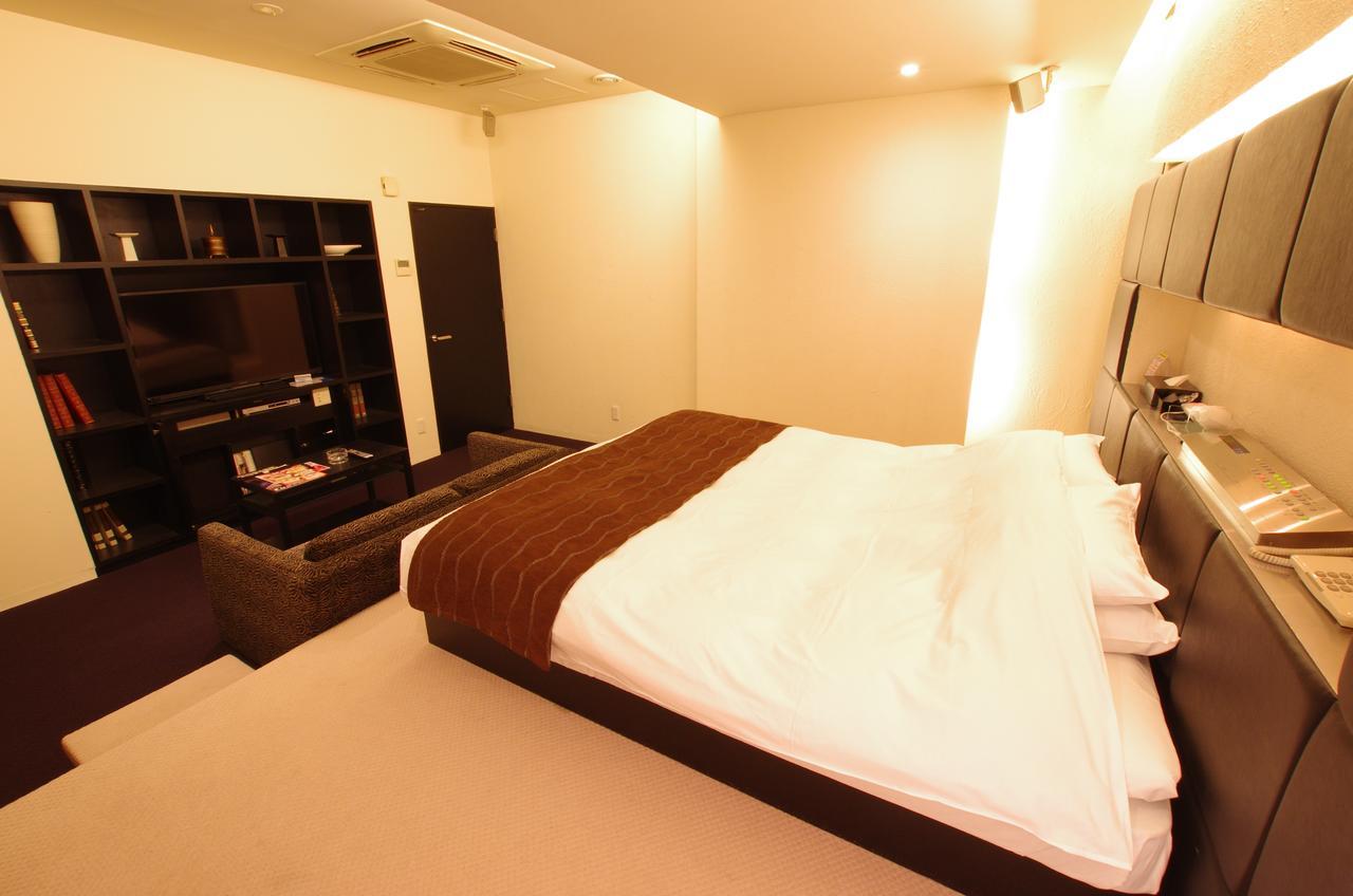 Blue Hotel Octa (Adults Only) Sapporo Buitenkant foto