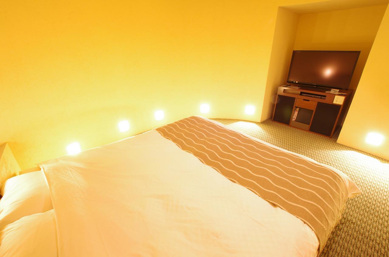 Blue Hotel Octa (Adults Only) Sapporo Buitenkant foto