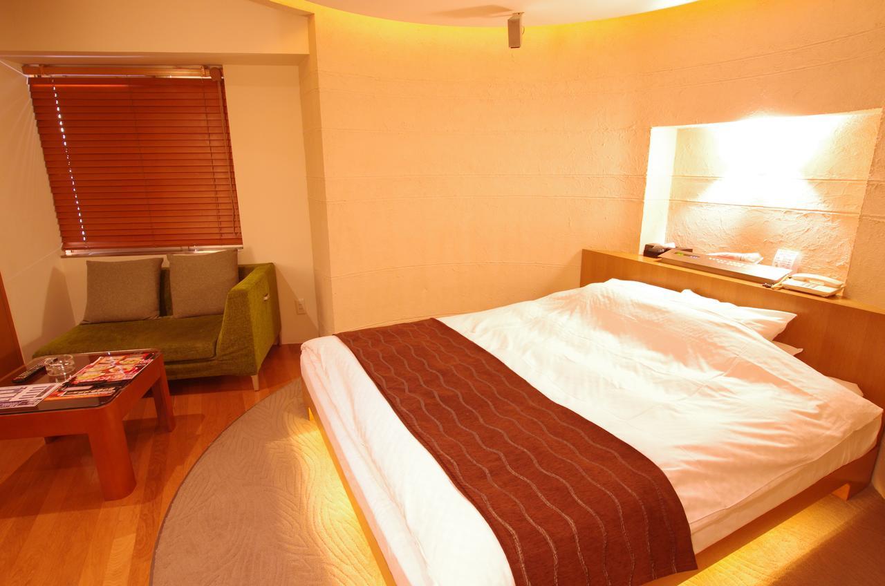 Blue Hotel Octa (Adults Only) Sapporo Buitenkant foto