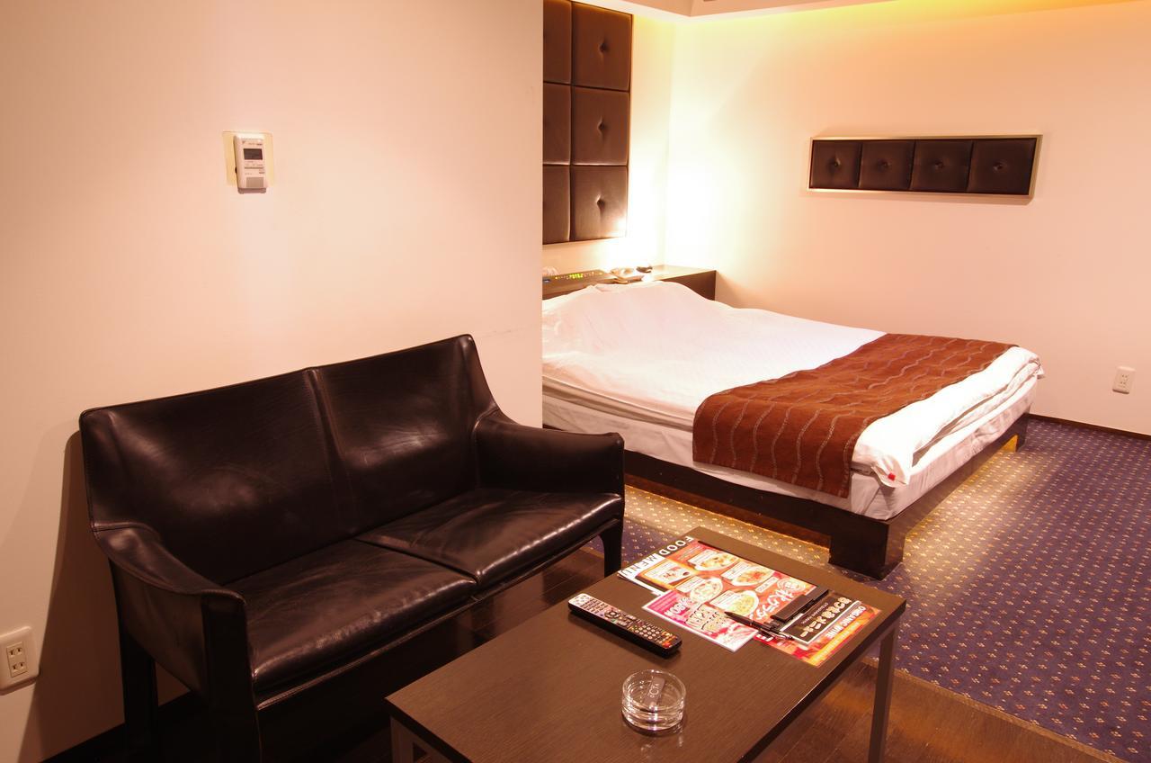 Blue Hotel Octa (Adults Only) Sapporo Buitenkant foto