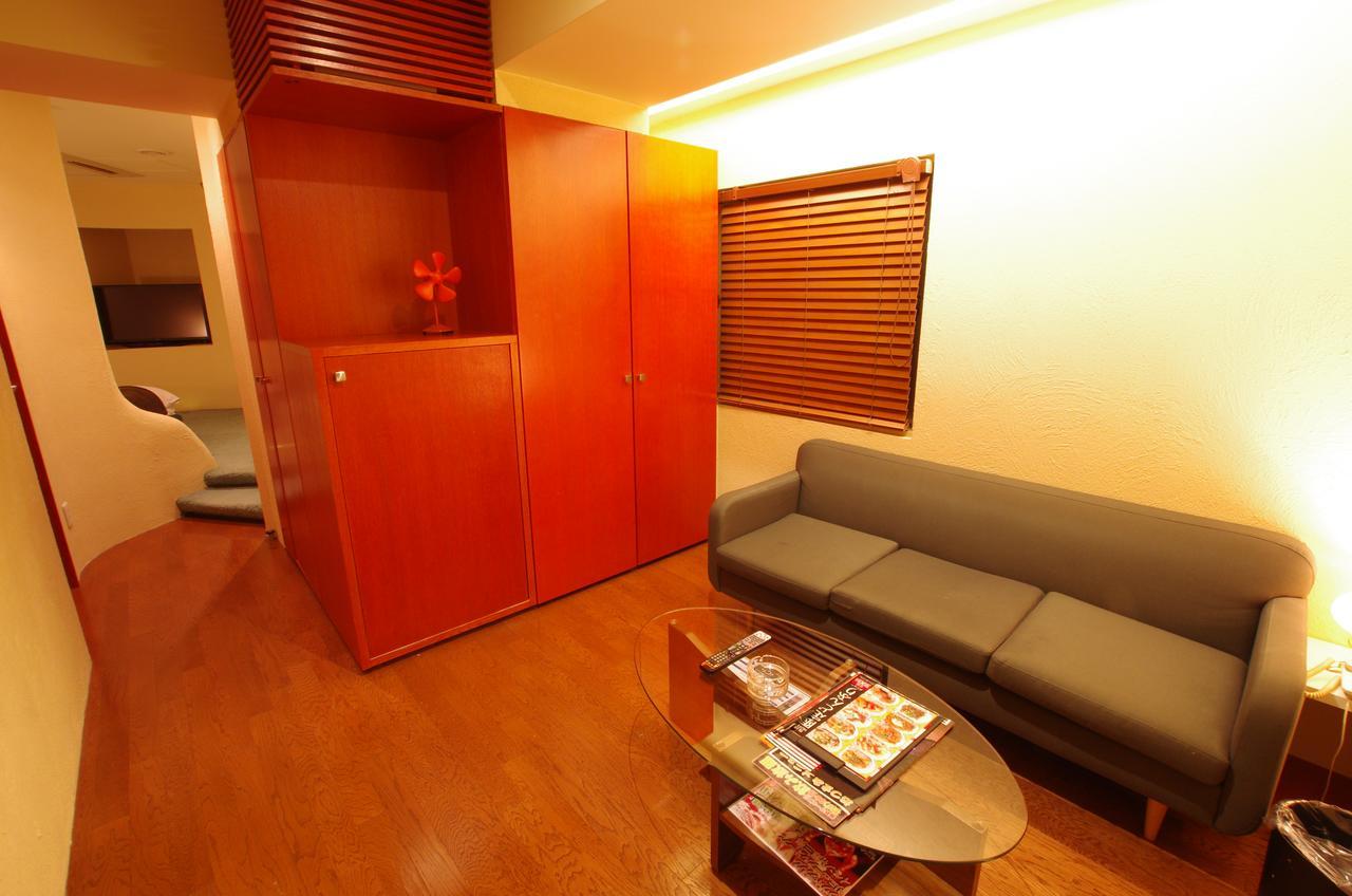 Blue Hotel Octa (Adults Only) Sapporo Buitenkant foto