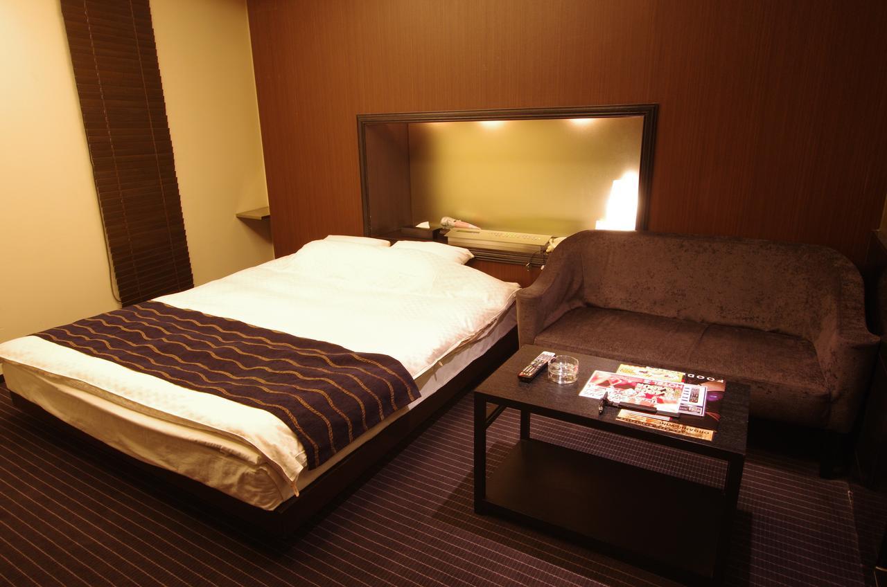 Blue Hotel Octa (Adults Only) Sapporo Buitenkant foto