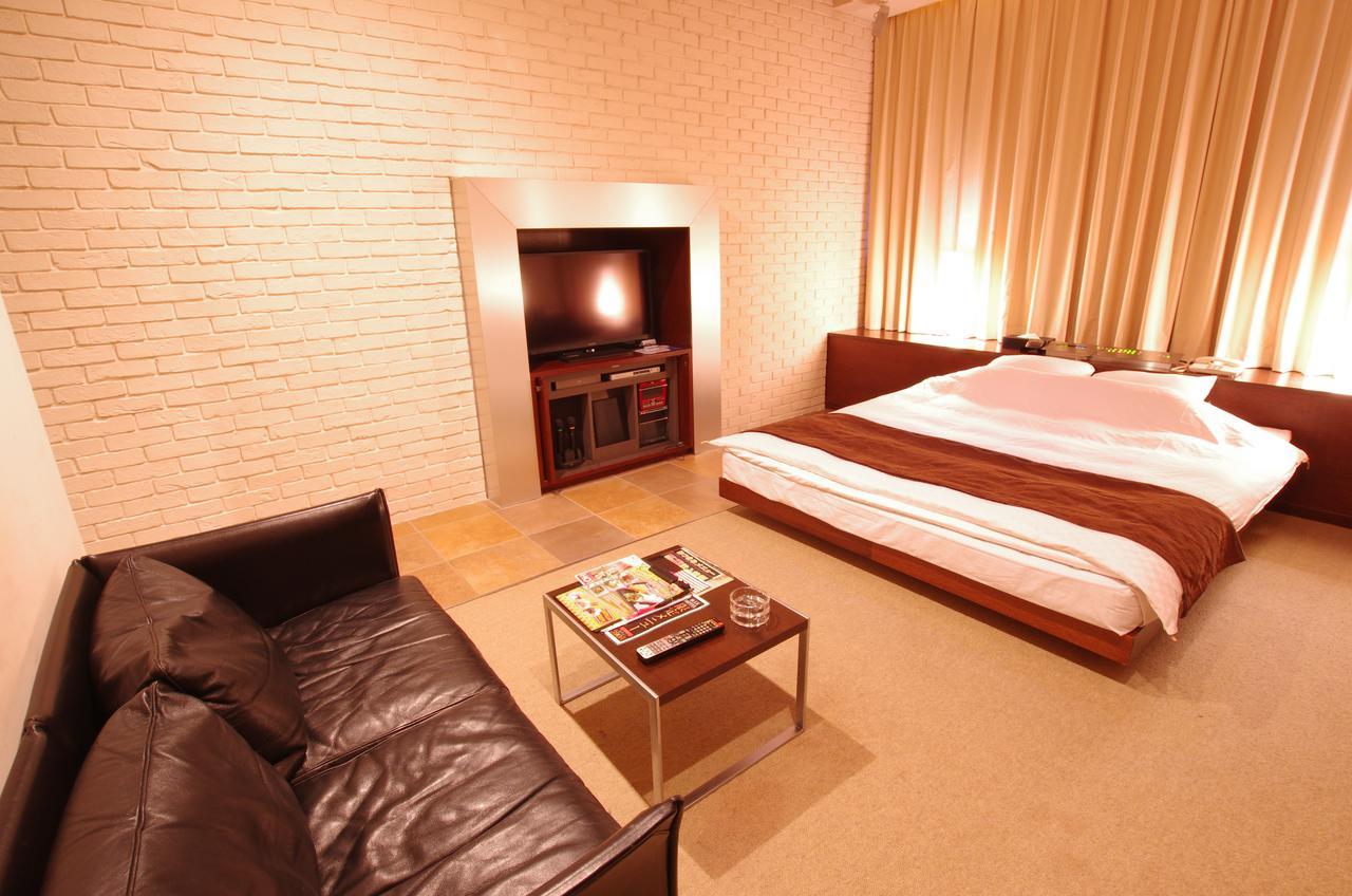 Blue Hotel Octa (Adults Only) Sapporo Buitenkant foto