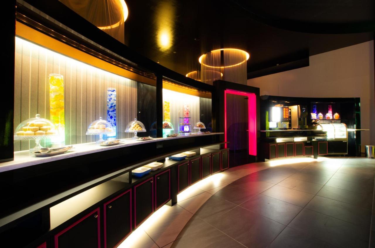 Blue Hotel Octa (Adults Only) Sapporo Buitenkant foto